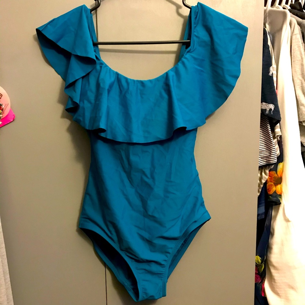 Time and tru size small (4-6) swim suit